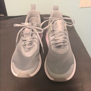 Puma Women's Gray and Pink Sneakers